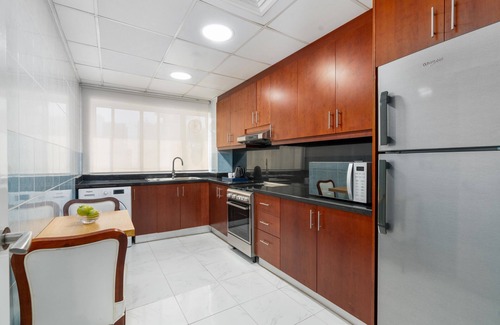 Al Nahda Hotel | Golden Sands Hotel & Residences