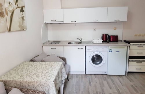Golden Sands Apartment | Golden Sands Rentals