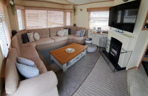 Kinmel Bay House | Golden Sands Towyn Seaside Caravan - Sleeps 6