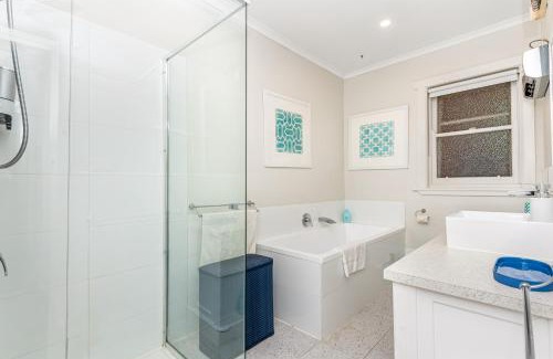 Golden Square House | Golden Square Gold Class Guest House, Bendigo