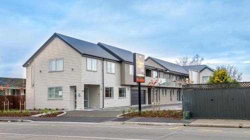 Riccarton Hotel | Golden Star Motel