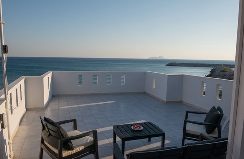Kokinos Pirgos Apartment | Golden Sun - Beautiful studio in a modern style with amazing sea view