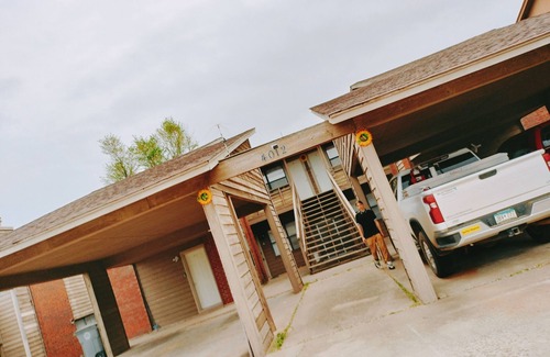 Lawton Apartment | Golden Sunflower's Apartment D1,2 gates away from the base.