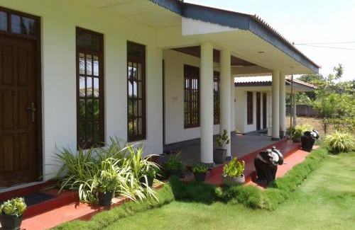 Kuchchaveli House | GOLDEN TEMPLE VILLA ,Nilaveli Rd, Trincomalee
