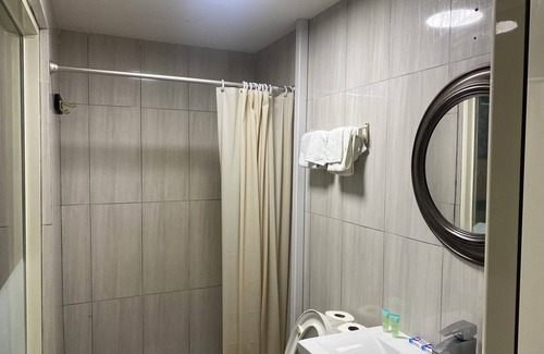 Belize City Hotel | Golden Tree Hotel