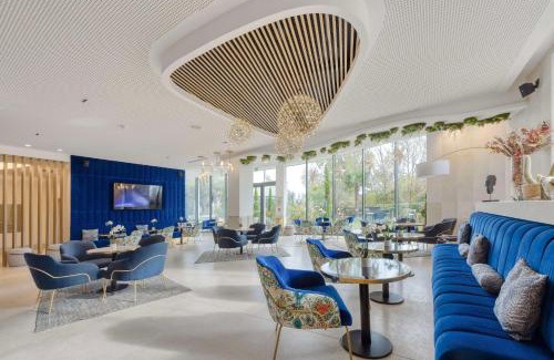 Limonest Hotel | GOLDEN TULIP LYON OUEST TECHLID Hotel & Spa