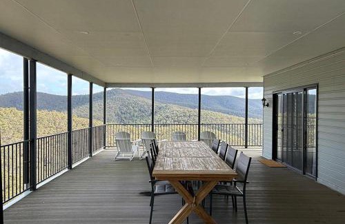 Steels Creek House | Golden Valley