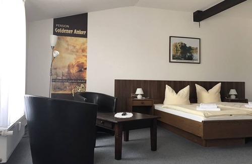 Genthin House | Goldener Anker