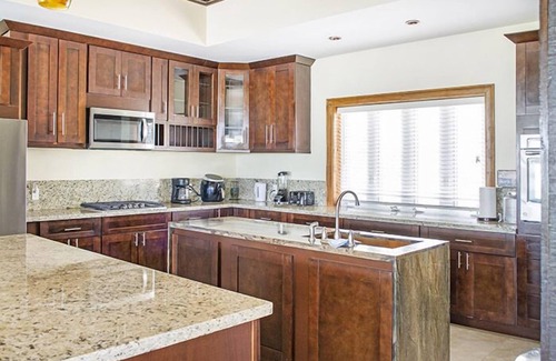 Bahamas Terrace House | GoldenEye- Beach Villa With Dock