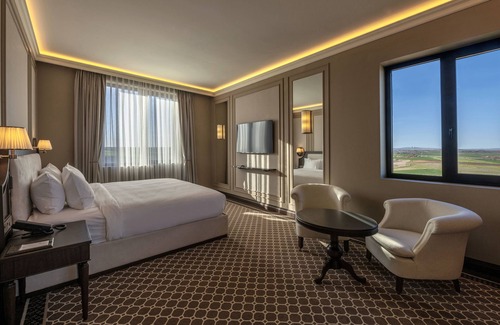 Svilengrad Hotel | GoldenEye Hotel & Casino