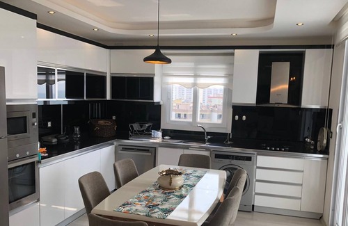 Kargıpınarı House | GoldenPark King Suites with Balcony & Sea view