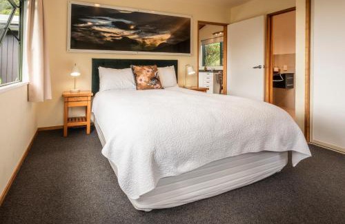 Greymouth Hotel | Goldfield Suites
