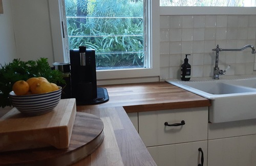 Maldon Cottage | Goldfields Cottage- in historic town