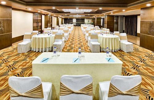 Gandhi Nagar Hotel | Goldfinch Hotel Bangalore