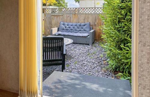 Chappel House | Goldfinch - Uk48551