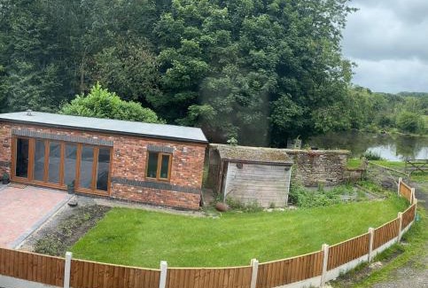 Adlington Apartment | Goldie's Retreat