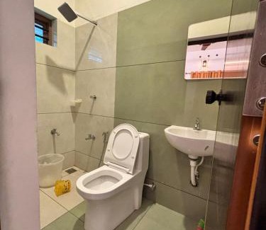 Kattappana House | Goldino Homestay