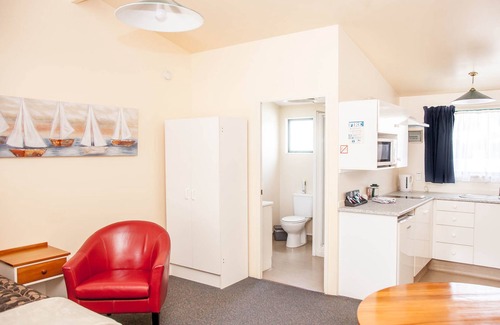 Waihi Hotel | Goldmine Motel