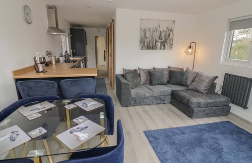 Kidderminster Cottage | Goldthorne Lodge