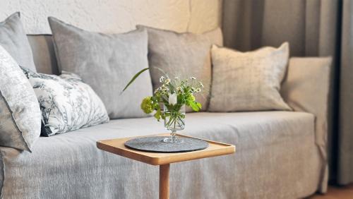 Au House | Goldvogel Apartments