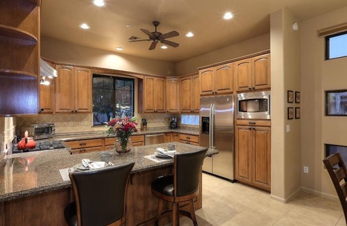 Central Scottsdale House | Golf & Baseball Batting Cage/Hot Tub/Luxurious Living/Private, Gated, Quiet