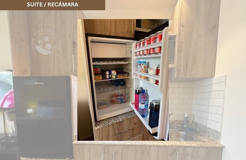 Playa Coronado Apartment | Golf, Beach, Pool, and more in a private suite located in a Luxury Complex.