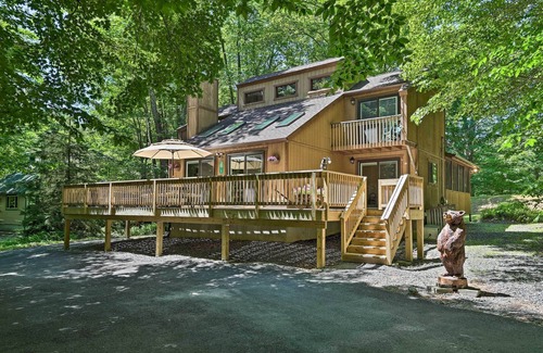 Locust Lake Village House | Golf Cart & Game Room: 'Bear Den' Pocono Lake Home