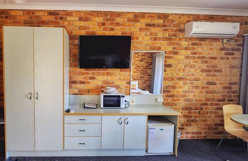 Wingham Hotel | Golf Club Motor Inn Wingham