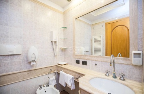 Rome Province Apartment | Golf Club Suite 3 Rome