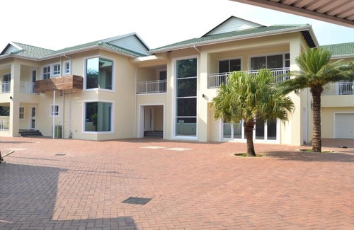 Mount Edgecombe Bed & Breakfast | Golf Course Boutique Guesthouse