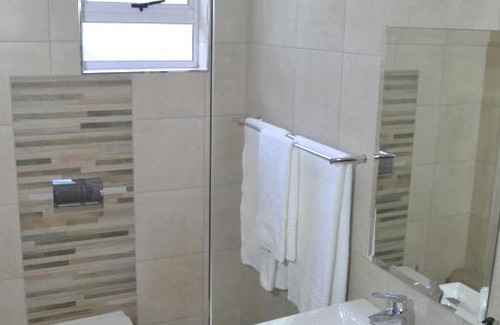 Mount Edgecombe Bed & Breakfast | Golf Course Boutique Guesthouse