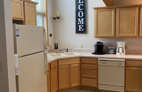 Red Lodge Condo | Golf Course condo with views of Red Lodge Mountain ski area