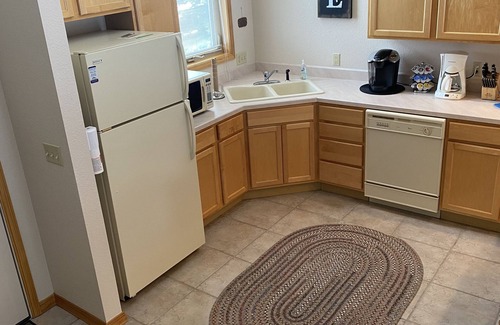 Red Lodge Condo | Golf Course condo with views of Red Lodge Mountain ski area
