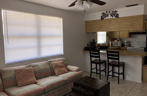 San Carlos Park House | GOLF COURSE DUPLEX 2 bedroom 1 bath