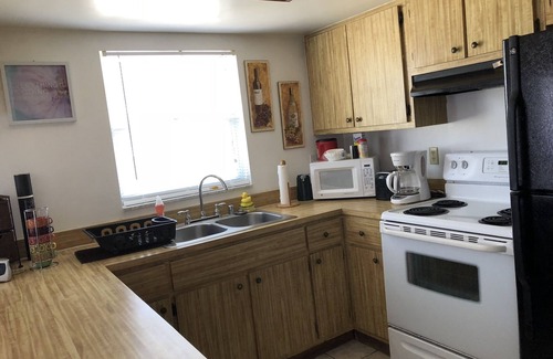 San Carlos Park House | GOLF COURSE DUPLEX 2 bedroom 1 bath