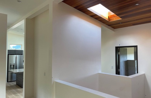 Moanalua House | GOLF COURSE FRONTAGE, 3 STORY VIEW HOME "F", CLEAN-GATED: NEAR JBPHH, CAMP SMITH