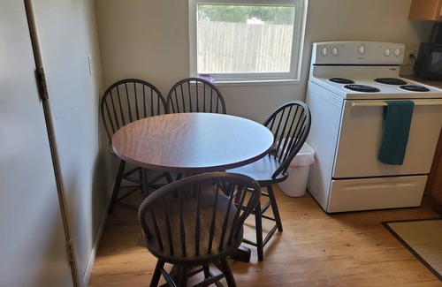 Monticello Cottage | Golf Course Hideout