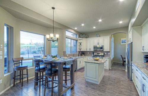 Las Sendas House | Golf Course & Mt VIEWS: Htd POOL, Hot Tub, Putting Green, Fire Pit, 3 Bikes