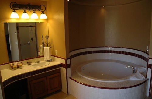 Gold Canyon Resort | Golf course resort style condo