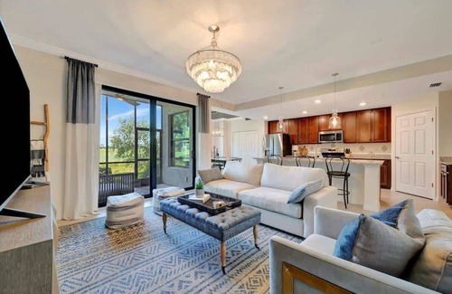 Lakewood Ranch Apartment | Golf Course Townhome, Resort Amenities, 2B Luxury