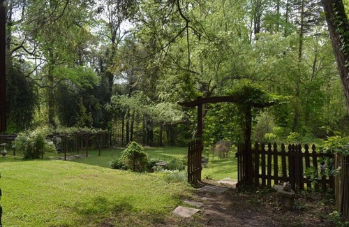 Mount Airy House | Golf course vews, pond and a relaxing yard for your family