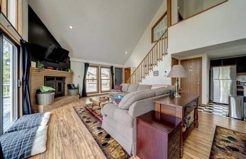 The Woods Cabin | Golf Course Views, Hot Tub, Games & Pool Access