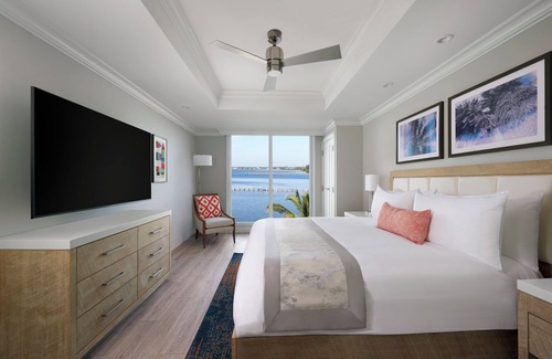 Charlotte Harbor Hotel | Golf-Friendly 2-Bedroom Near Courses – Comfort and Leisure Combined