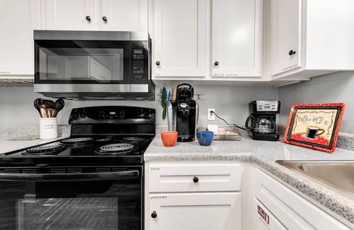 Table Rock Condo | Golf Front Condo, INDOOR POOL, Pointe Royale Resort, Branson, Amenities Galore!