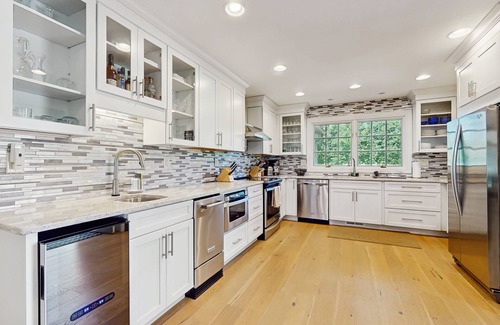 Benton Harbor Cottage | Golf Front Home with Course View, WiFi, Patio & Grill