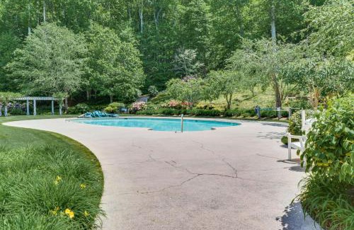 Cullowhee House | Golf, Hike and Trout Fish Mtn-View Cashiers Retreat