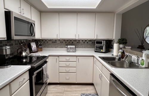 Oak Creek House | Golf, Hike or Bike Sedona at our Gated 2 Bed 2 Bath Resort Condo