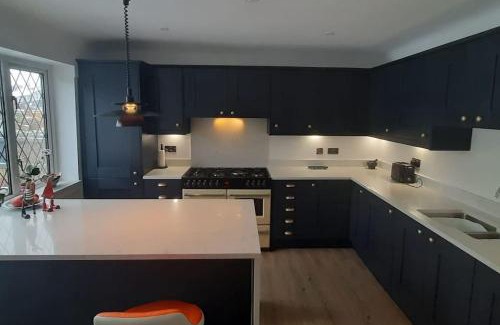 West Kirby House | GOLF OPEN HOYLAKE Bungalow In West Kirby