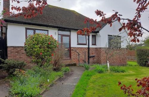 West Kirby House | GOLF OPEN HOYLAKE Bungalow In West Kirby