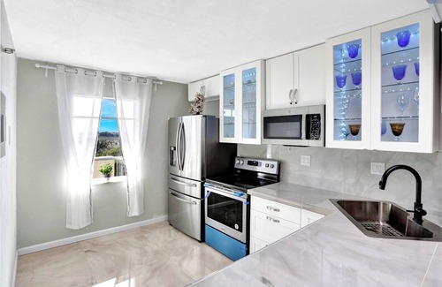 Plantation Condo | GOLF PARADISE ,15 MINUTE FROM CRUISE SHIP TERMINAL Fort Lauderdale, FL